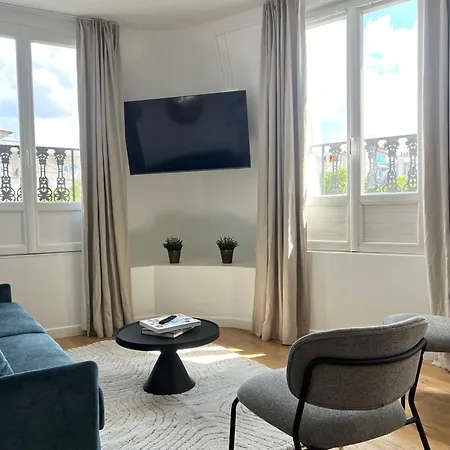 Apartment Pick A Flat's In Grands-boulevards - Boulevard Saint-denis