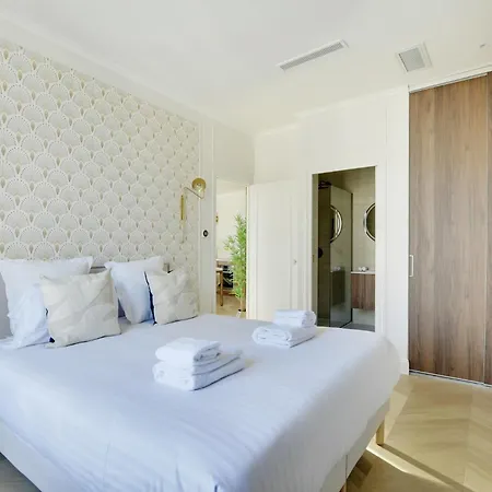 Apartment Pick A Flat's In Grands-boulevards - Boulevard Saint-denis *