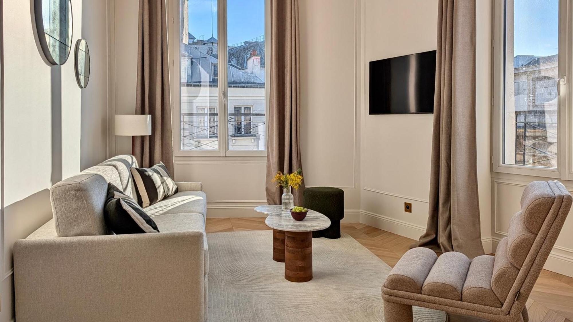 Apartment Pick A Flat's In Grands-boulevards - Boulevard Saint-denis *